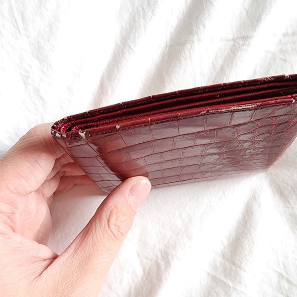 Tiffany and Co Vintage Genuine Crocodile Red Leather Bi-Fold Wallet - Picture 10 of 11